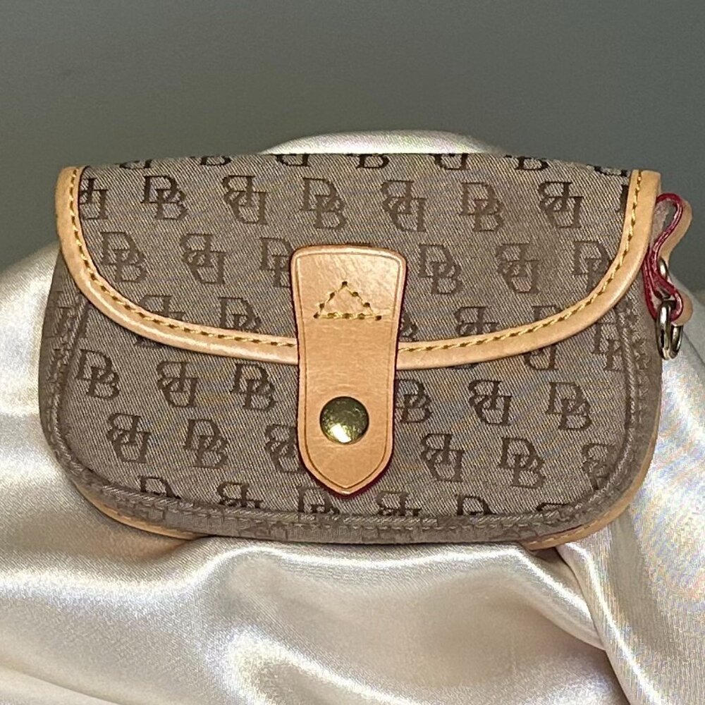 Dooney Wristlet